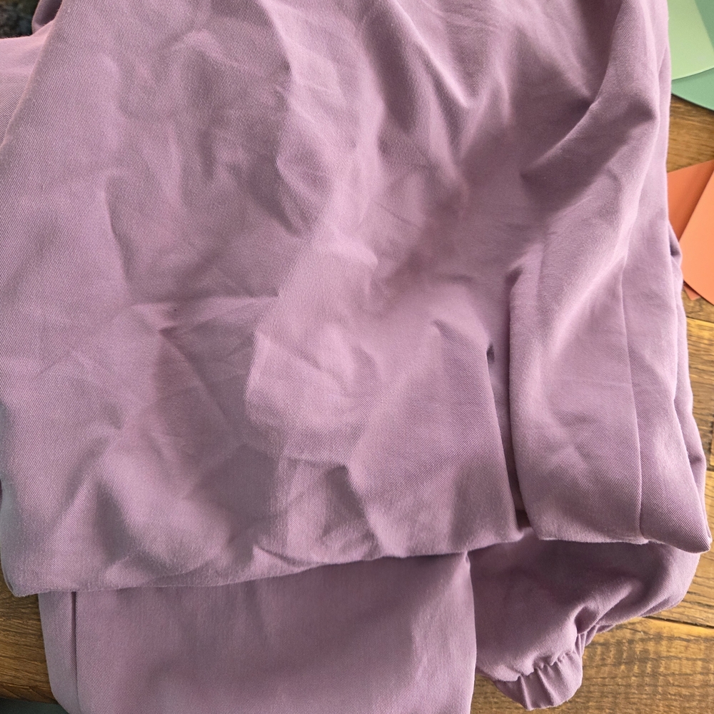 Garde Malade Women's Jogger Scrubs 2XL-Tall. Purple/mauve